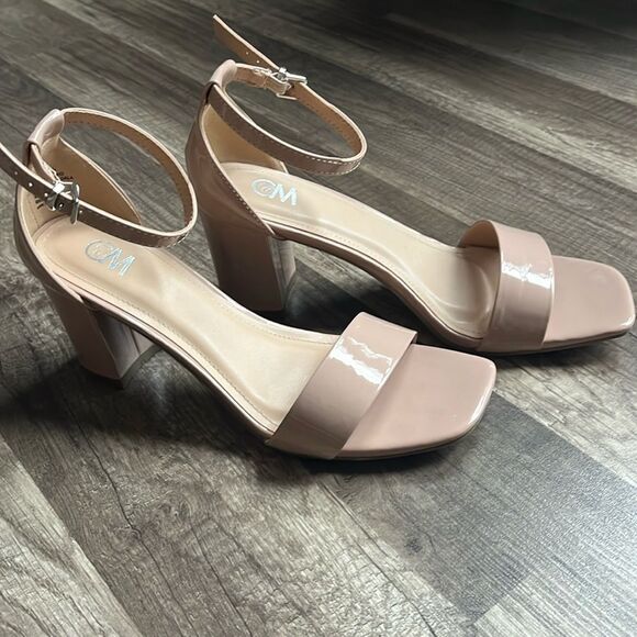 Chelsea Moreland Gala Shoes Heels in Nude Women's Size 7.5 - Picture 2 of 8